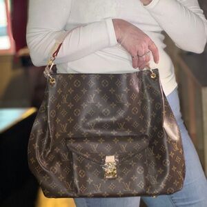 Elegant Brown Designer Hobo Bag